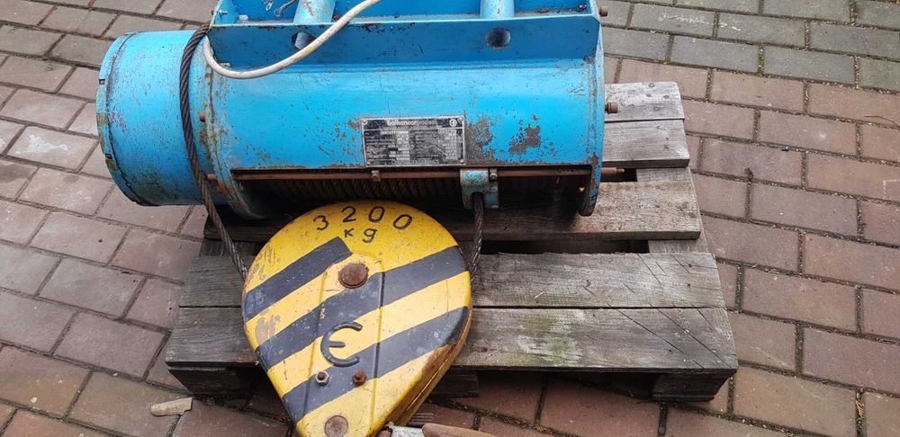 Nie kompletny wciągnik elektryczny Balkancar 3,2 t na części