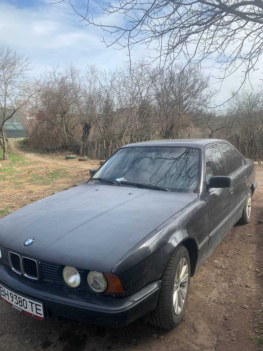 BMW  E-34 ( 5-series )
