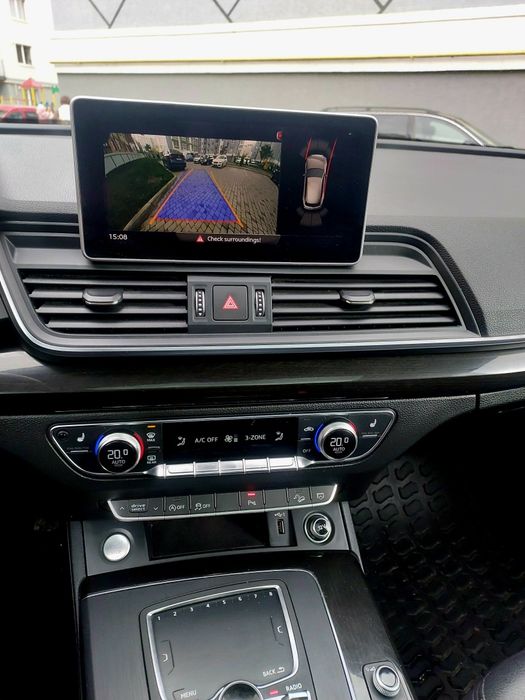 AUDI Q5  Premium  plus  2.0  2018