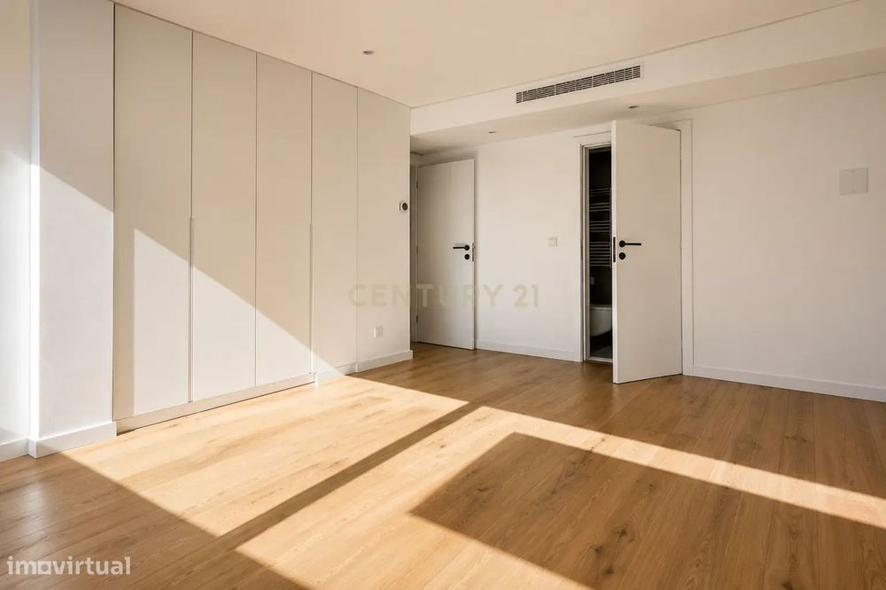 Apartamento T3 como novo centro de Cascais e com vista mar