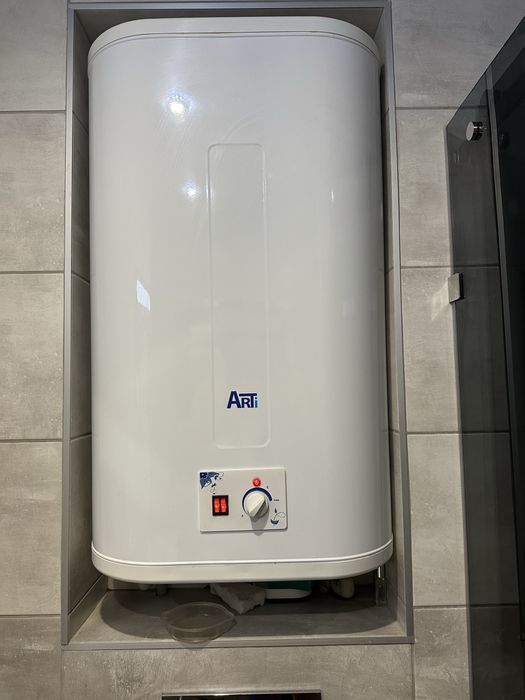 Продам бойлер 80л б/у