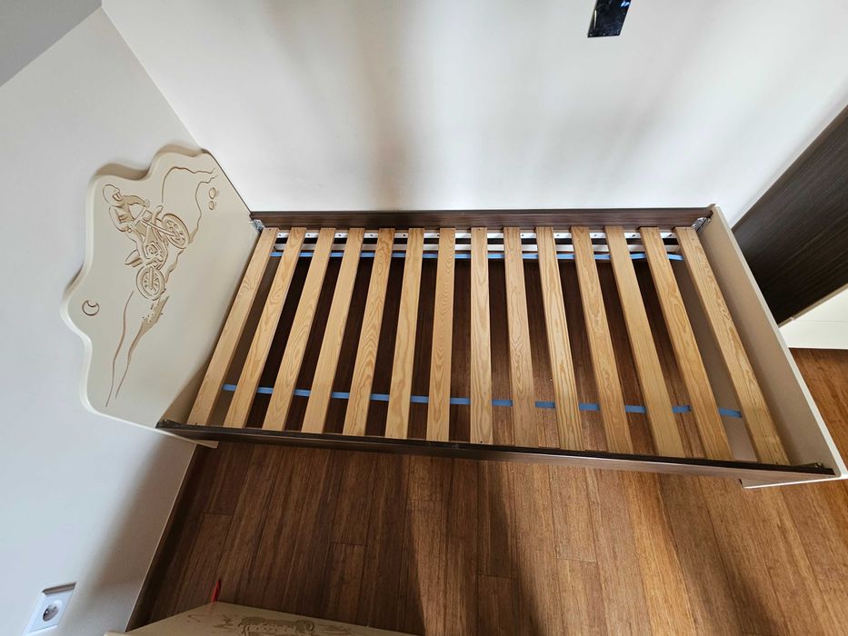 Łóżko młodzieżowe MEBLIK