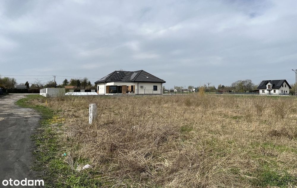 Sprzedam działkę budowlaną przy ul. Burmistrza Stanisława Śniegockiego