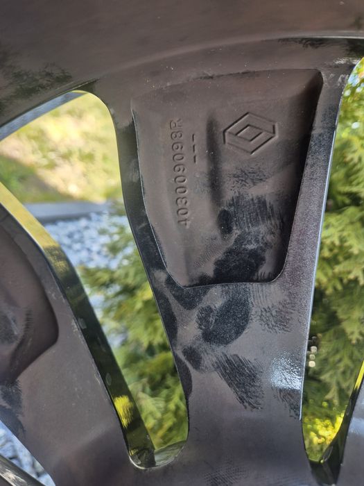 Felga Renault Kadjar 403009098R 19 7J Et40 Orginal ŁADNA
