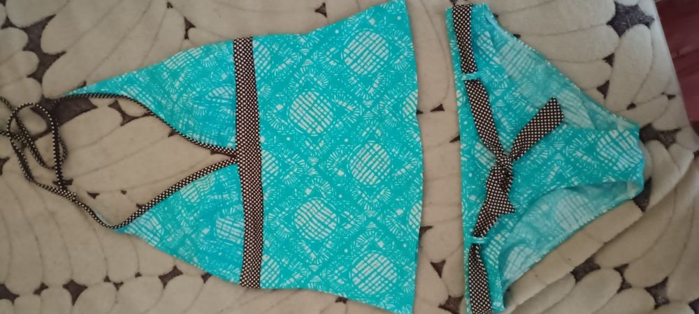 Продам купальник