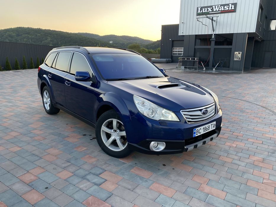 Subaru outback..