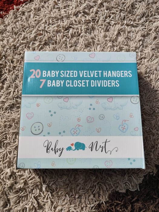 20 szt welurowych wieszaków