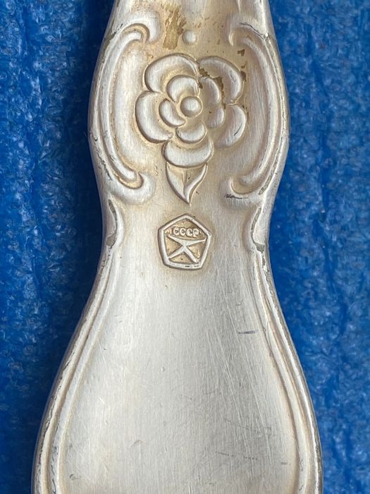 Продам мельхиоровые ложки