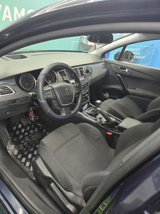 Carro Peugeot 508