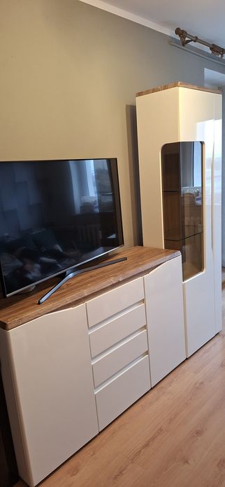 Komoda plus witryna firmy Wójcik