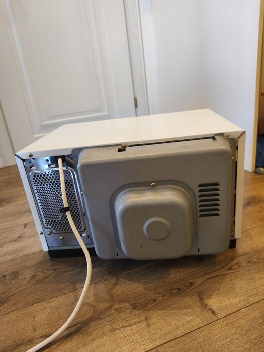 Мікрохвильова піч SHARP