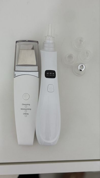 Espátula Ultrassônica e Peeling de Sucção a Vácuo