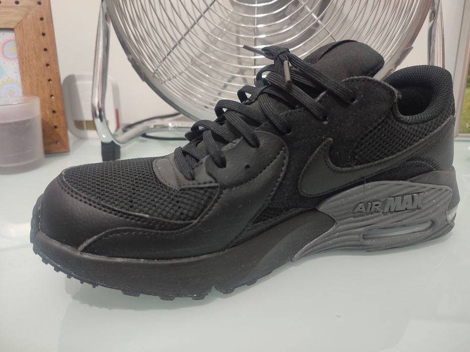 Tênis AIR MAX, novo