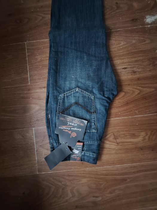 Spodnie męskie w 30