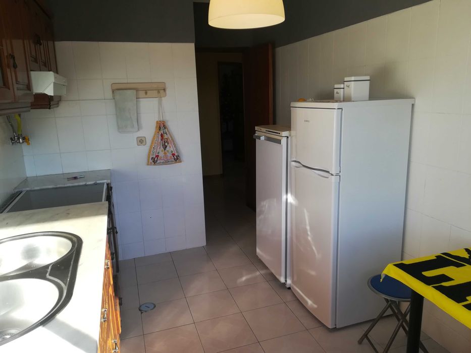 Quarto Casal Metro Intendente