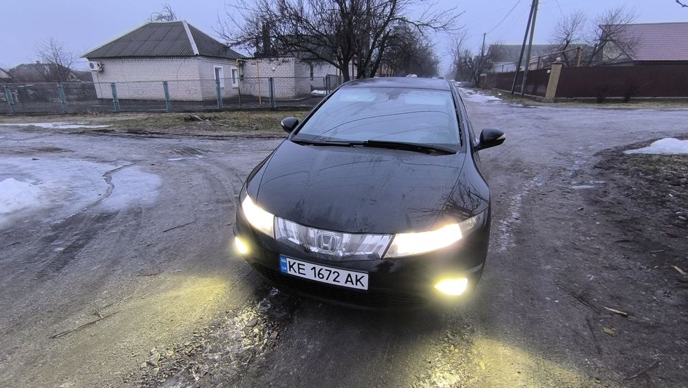 Honda civic 5d 1.8 avtomat
