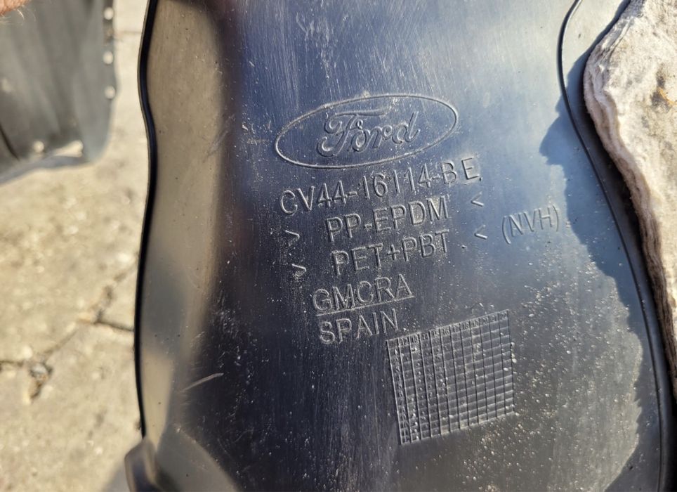 Підкрилки передні Ford Kuga MK2 Escape MK3 Форд Куга Ескейп