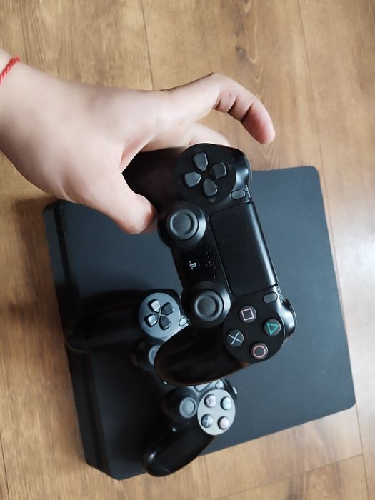 Sony PlayStation 4 Slim на 1 tb