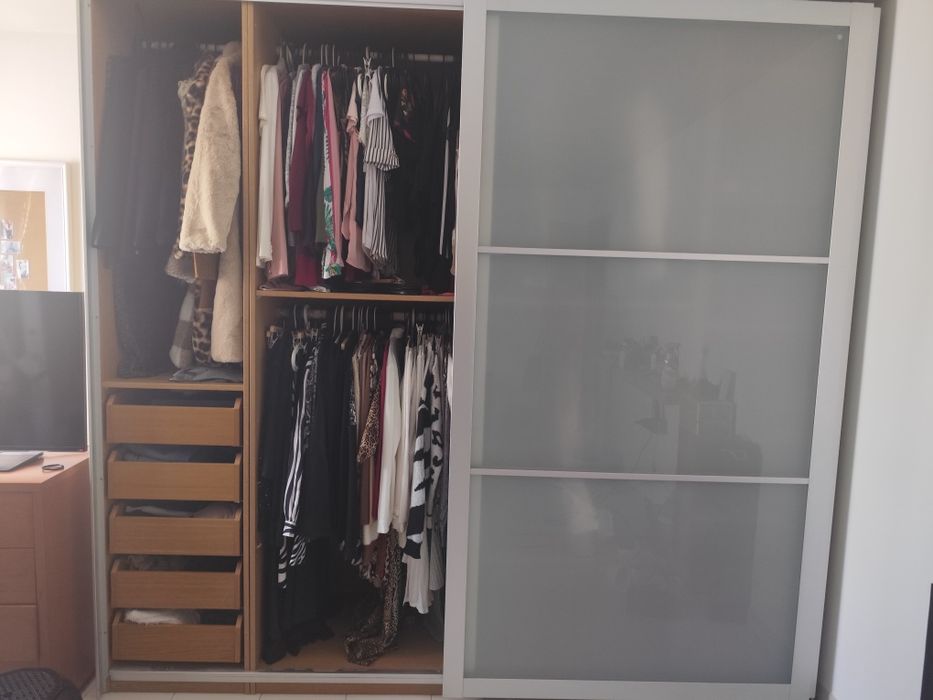 Roupeiro IKEA 235x252