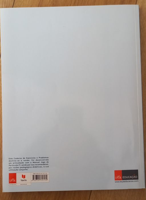 Caderno de Exercícios de Química (Física e Química A - 11º ano), usado