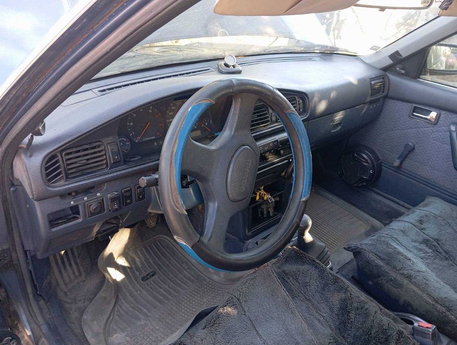 Торпеда Mazda 626 gd панель приладів мазда 626 на Ваз москвич: 1