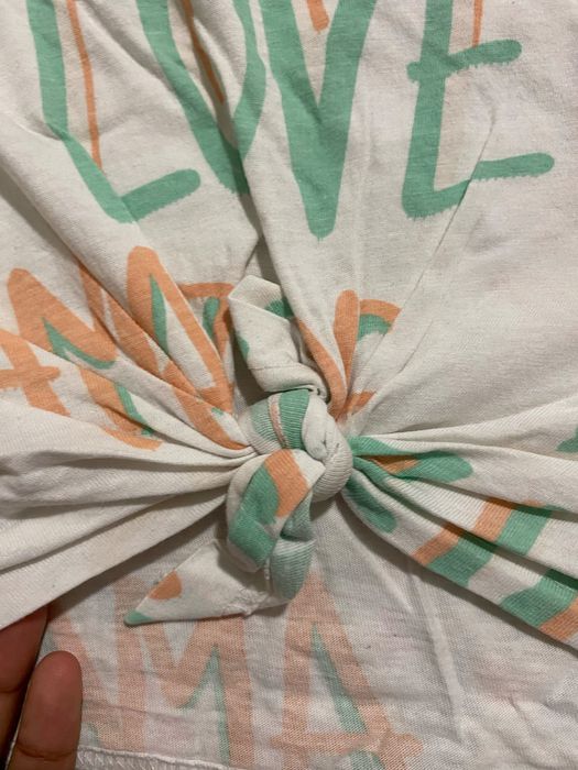 T-shirt da bershka com laço.