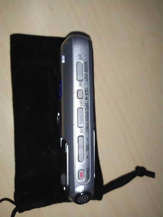 Продвинутий диктофон Sony ICD-AX412F в ідеалі