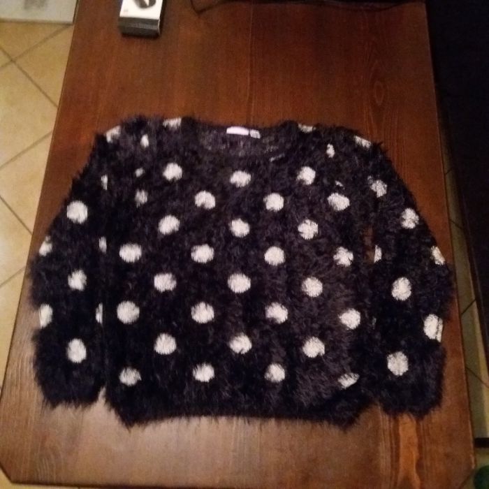 Sweter rozmiar 134