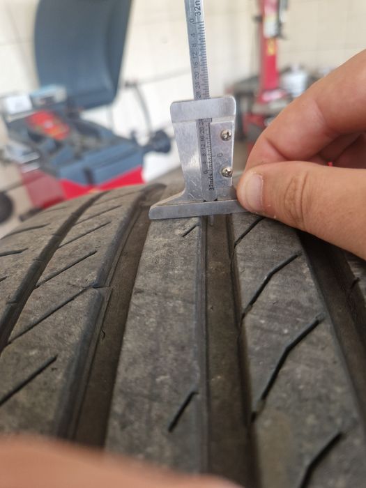 235 40 18 лето Continental/Kumho
