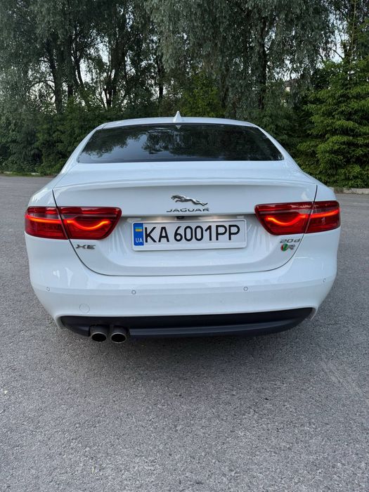 Jaguar XE 2018 R-Sport