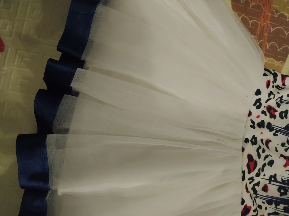 Сукня для дівчинки