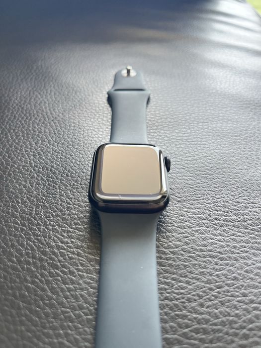 Applewatch SE 2 gen stan idealny
