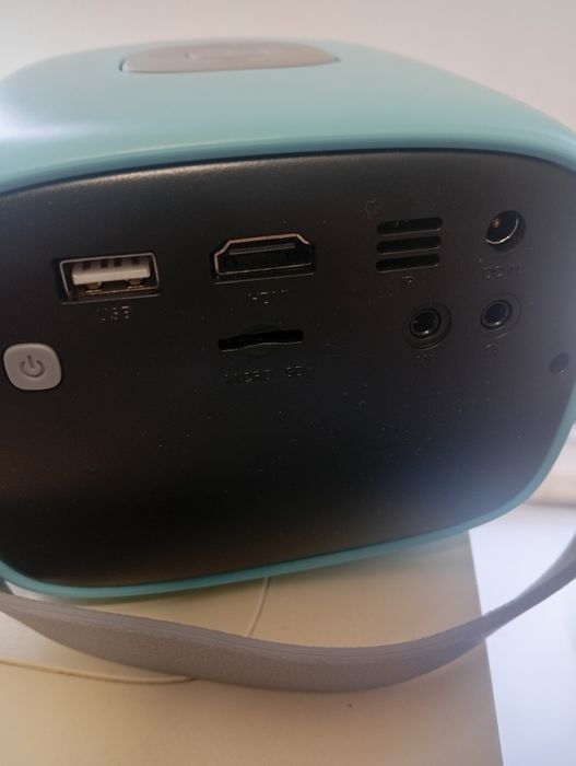 Mini Projetor Portátil  ICON