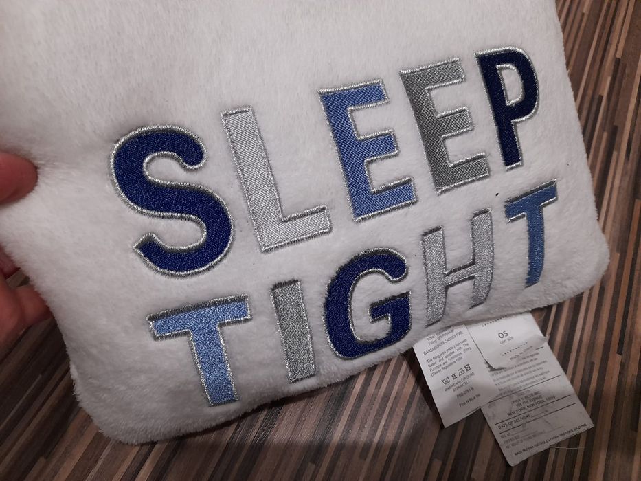 Biała poduszka Sleep Tight dla dziecka