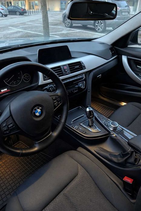 BMW 318 d Touring Auto