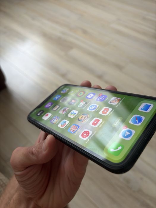 Iphone xr 128 чорний