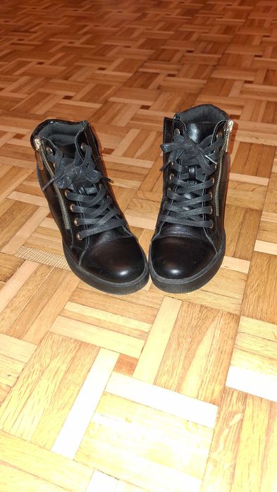 Buty na koturnie 38 (wiosna/jesień)