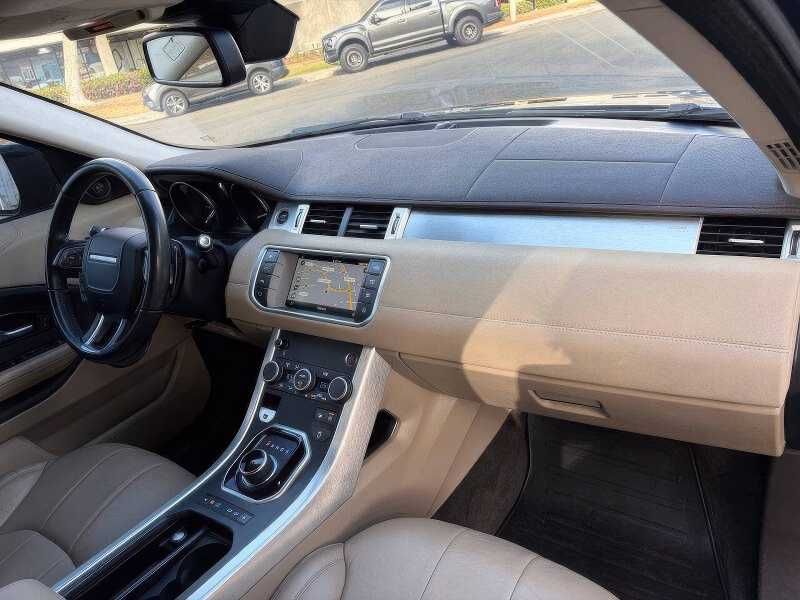 2017 Land Rover Range Rover Evoque SE