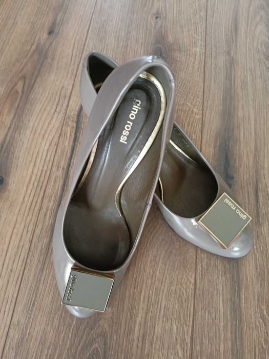 Buty GINO ROSSI (czółenka)