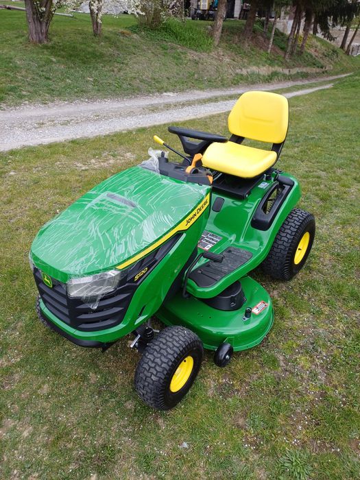 Traktorek  kosiarka John deere  s120 s130 s140