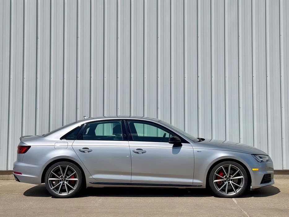 Audi A4 quattro      2018