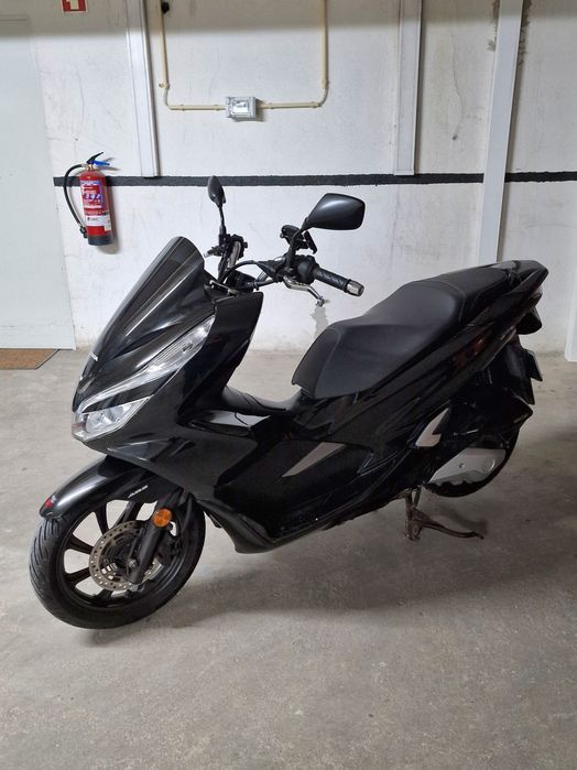 Honda pcx 125 ano 2021