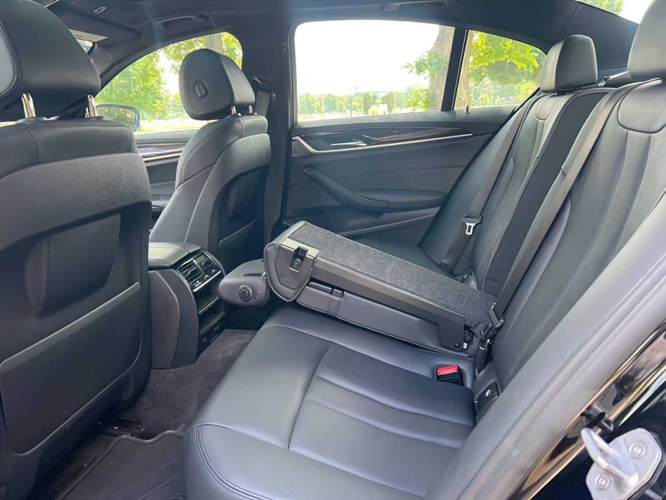 BMW 530i      2017
