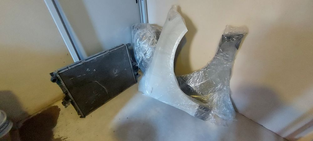 Pas przedni Audi Q7 4L 3.6l