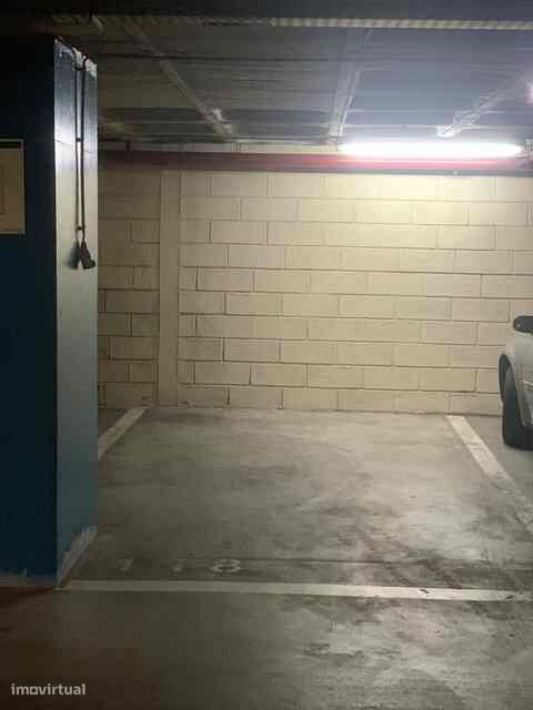 T3 em Olivais com 3 casas de banho e garagem