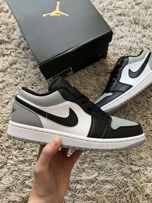 Кросівки Nike Air Jordan 1 Low Shadow Toe - 553558-052