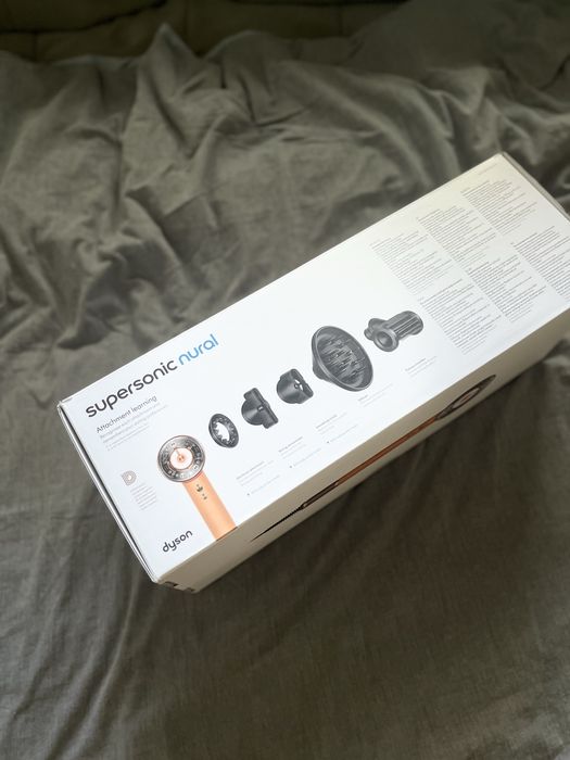 Новий Dyson Supersonic Nural HD16 Hair Dryer, Quick, Intelligent Drying Strawberry Bronze