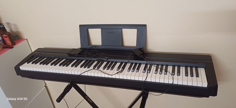 Piano eletrônico yamaha