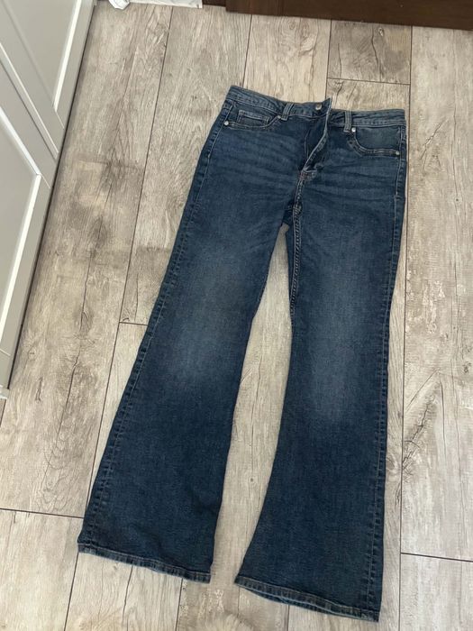 Spodnie dzwony jeans