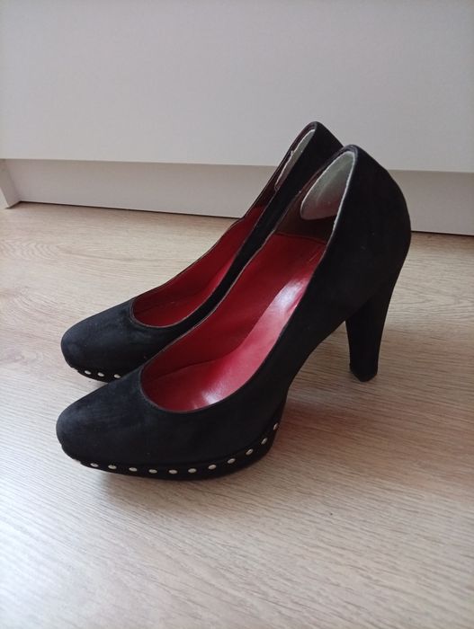 Buty damskie na obcasie